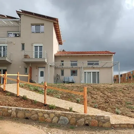 Euzoea Country Home Kapandriti Exterior photo